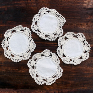 Conjunto de 4 bases para copos em algodão
